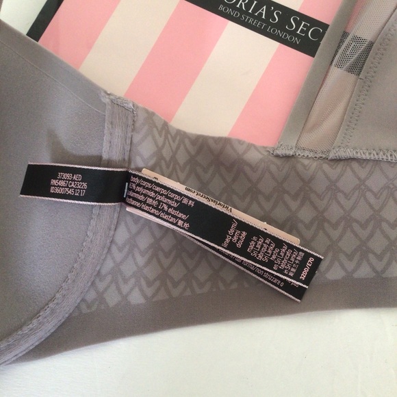 VICTORIAS SECRET LIGHTLY LINED DEMI BRA NWT SIZE  32DD - Picture 9 of 16